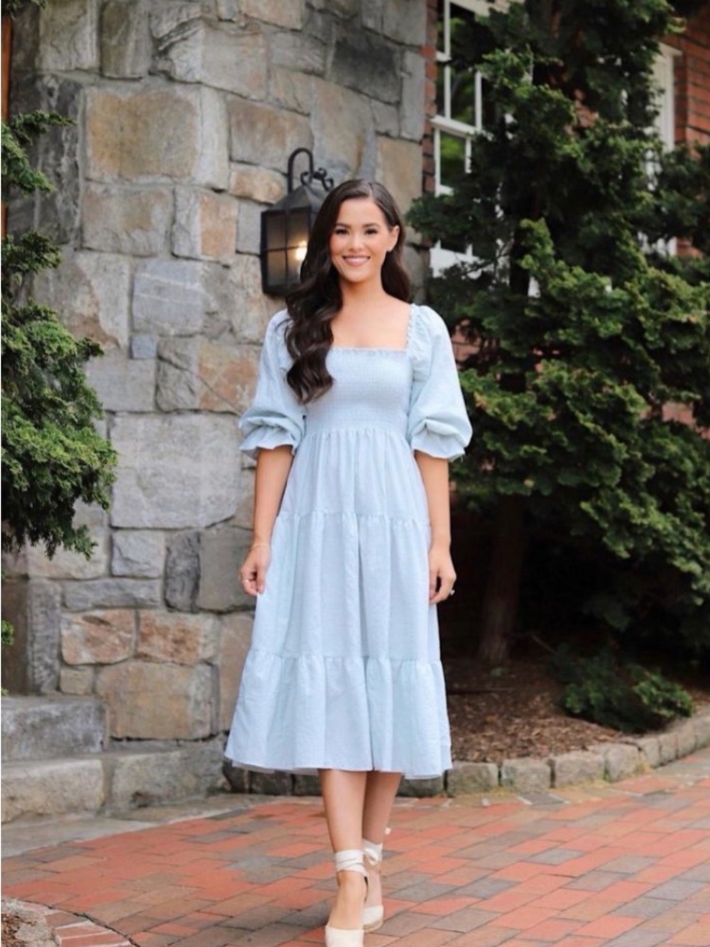 Size Small Light Green Puff-Sleeve Midi Dress